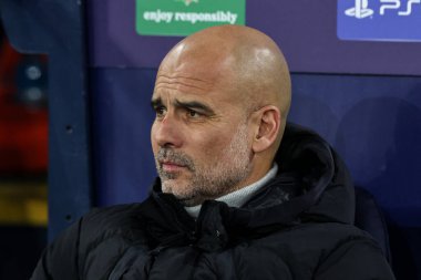UEFA Şampiyonlar Ligi maçında Manchester City, Manchester Stadyumu 'nda Feyenoord' a karşı Pep Guardiola teknik direktörü, 26 Kasım 2024