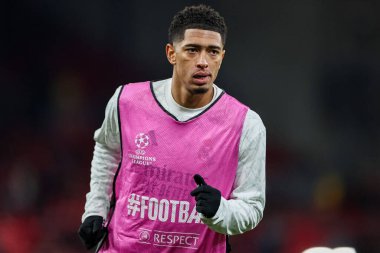 Real Madrid 'den Jude Bellingham, UEFA Şampiyonlar Ligi, Lig Faz MD5 Liverpool Real Madrid Anfield, Liverpool, Birleşik Krallık' ta 27 Kasım 2024 tarihinden önce ısındı.