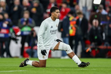 Real Madrid 'den Jude Bellingham, UEFA Şampiyonlar Ligi, Lig Faz MD5 Liverpool Real Madrid Anfield, Liverpool, Birleşik Krallık' ta 27 Kasım 2024 tarihinden önce ısındı.