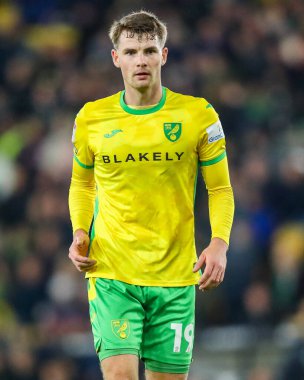 Norwich City 'den Jacob Sorensen, 26 Kasım 2024' te Norwich City 'nin Carrow Road, Norwich' te Plymouth Argyle 'a karşı oynadığı Sky Bet Şampiyonası maçına bakıyor.