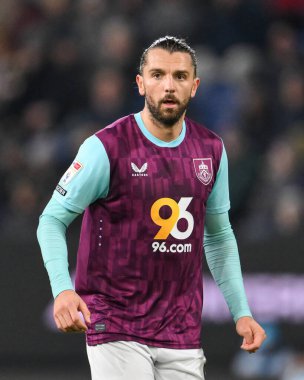 Burnley 'den Jay Rodriguez Gökyüzü İddia Şampiyonası maçında Burnley, Coventry City' ye karşı Turf Moor, Burnley, İngiltere, 26 Kasım 2024