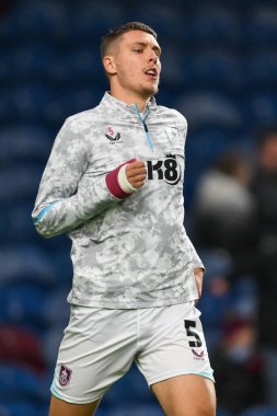 Burnley 'den Maxime Estve 26 Kasım 2024' te Burnley, Burnley, İngiltere 'deki Burnley-Coventry City maçında Sky Bet Şampiyonası öncesi ısınma maçında