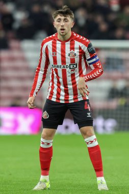 Sunderland 'dan Dan Neil Sky Bet Şampiyonası' nda Sunderland, West Bromwich Albion 'a karşı 26 Kasım 2024' te Sunderland Stadyumu 'nda karşılaşacak.