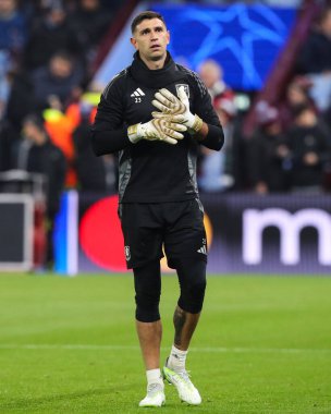 Aston Villa takımından Emiliano Martnez, UEFA Şampiyonlar Ligi, Lig Faz MD5 karşılaşması öncesinde Villa Park 'ta Aston Villa ile Juventus karşılaşması, Birmingham, Birleşik Krallık, 27 Kasım 2024