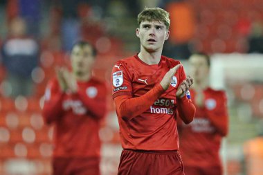 Barnsley 'den Luca Connell, Sky Bet Ligi 1 maçından sonra Barnsley' e karşı Reading, Oakwell, Barnsley, Birleşik Krallık 'ta, 26 Kasım 2024