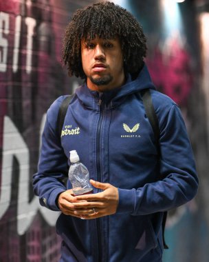 Burnley 'den Luca Koleosho 26 Kasım 2024' te Burnley, Burnley, Burnley 'de Coventry City' ye karşı Sky Bet Şampiyonası karşılaşması öncesinde geldi.