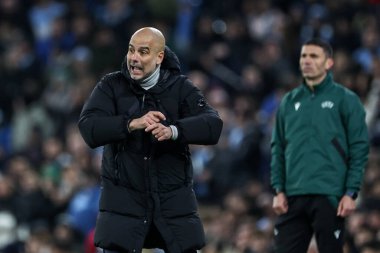 Manchester City teknik direktörü UEFA Şampiyonlar Ligi maçı sırasında Etihad Stadyumu 'nda Manchester City - Feyenoord maçında tepki gösterdi.