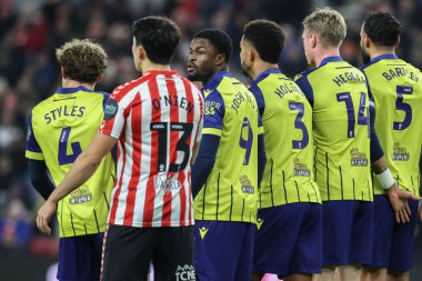 West Bromwich Albion takımından Josh Maja, 26 Kasım 2024 'te Sunderland-West Bromwich Albion maçında serbest atışa hazırlanıyor.