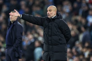 Manchester City teknik direktörü UEFA Şampiyonlar Ligi maçı sırasında Etihad Stadyumu 'nda Manchester City - Feyenoord maçında tepki gösterdi.