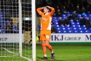 Blackpool 'dan Dom Ballard, 26 Kasım 2024' te İngiltere 'nin Bristol Stadyumu' nda oynanan Bristol Rovers - Blackpool maçında tepki gösterdi.