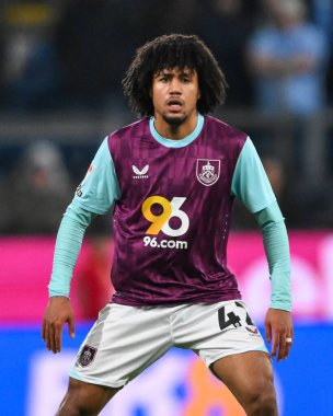 Burnley 'den Han-Noah Massengo Gökyüzü İddia Şampiyonası maçında Burnley, Burnley City' e karşı Turf Moor, Burnley, İngiltere, 26 Kasım 2024