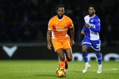 Blackpool 'dan Josh Onomah, 26 Kasım 2024' te İngiltere 'nin Bristol Stadyumu' nda Bristol Rovers 'a karşı oynanan 1.