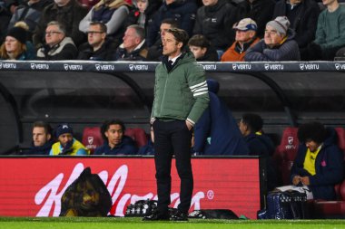 Burnley 'nin Scott Parker Menajeri Gökyüzü İddia Şampiyonası maçı sırasında Burnley, Coventry City' ye karşı Turf Moor, Burnley, İngiltere, 26 Kasım 2024