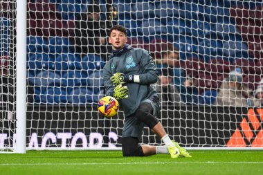 Burnley 'den James Trafford maç öncesi ısınma maçı öncesinde Burnley, Burnley, Burnley' de Coventry City 'ye karşı.