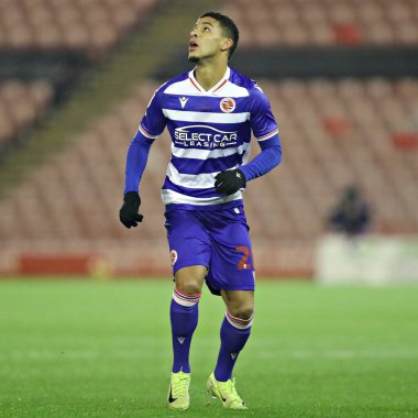 Sky Bet Ligi 1 maçında Reading 'den Chem Campbell Oakwell, Barnsley, İngiltere' de Barnsley 'e karşı.