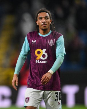 Burnley takımından Luca Koleosho Gökyüzü İddia Şampiyonası maçında Burnley, Burnley 'de Coventry City' e karşı.