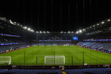 Villa Parkı 'nda, UEFA Şampiyonlar Ligi' nin önünde Aston Villa 'nın, Lig Faz MD5' in önünde, Villa Park, Birmingham 'da Aston Villa ile Juventus maçının genel görünümü