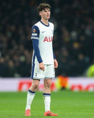 Tottenham Hotspur takımından Archie Gray, UEFA Avrupa Ligi - Lig Stage maçı sırasında Tottenham Hotspur 'a karşı Roma Tottenham Hotspur Stadyumu, Londra, Birleşik Krallık, 28 Kasım 2024