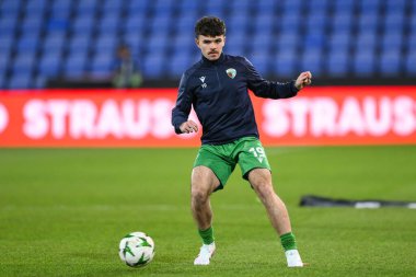 The New Saints F.C. 'den Ben Clark. UEFA Konferans Ligi - Lig Stage maçı öncesinde Croud Meadow, Shrewsbury 'de The New Saints vs Djurgrden maçı, 28 Kasım 2024