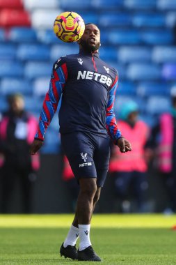 Crystal Palace 'dan Jeffrey Schlupp 30 Kasım 2024' te İngiltere 'nin Selhurst Park kentinde oynanan Premier League maçı öncesinde kristal saray Newcastle United maçında ısındı.