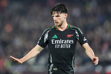 Arsenal 'den Declan Rice, 30 Kasım 2024' te Londra Stadyumu 'nda oynanan Premier League karşılaşmasında tepki gösterdi.