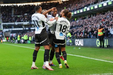 Derby County 'den Ebou Adams, 1 Aralık 2024' te İngiltere 'deki Pride Park Stadyumu' nda oynanan Derby County - Sheffield maçında 1-0 'lık galibiyet golünü kutluyor.