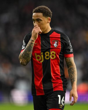 Bournemouth 'dan Marcus Tavernier Premier League maçı sırasında Wolverhampton Wanderers, Bournemouth' a karşı Molineux, Wolverhampton, Birleşik Krallık, 30 Kasım 2024