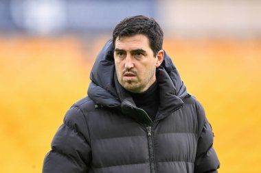 Bournemouth Andoni Iraola teknik direktörü, 30 Kasım 2024 tarihinde İngiltere 'nin Wolverhampton kentinde oynanan Premier League karşılaşması öncesinde Wolverhampton Wanderers-Bournemouth maçına geldi.