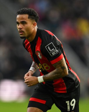 Bournemouth 'dan Justin Kluivert Premier League maçı sırasında Wolverhampton Wanderers, Molineux, Wolverhampton' da Bournemouth 'a karşı, 30 Kasım 2024