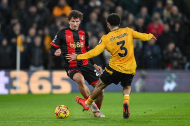 Bournemouth 'dan Illya Zabarnyi ve Wolverhampton Wanderers' dan Rayan At-Nouri Premier League maçında Wolverhampton Wanderers - Bournemouth - Molineux, Wolverhampton, Birleşik Krallık, 30 Kasım 2024