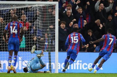 Crystal Palace 'dan Daniel Muoz (resmedilmemiş), 30 Kasım 2024' te Selhurst Park, Londra, İngiltere 'de oynanan Premier League maçı Crystal Palace - Newcastle United maçında 1-1 berabere kalma golünü attı.