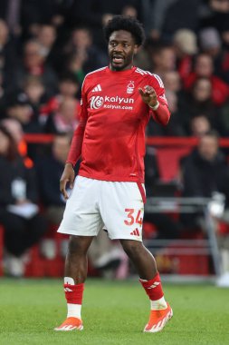 Nottingham Ormanı 'ndan Ola Aina Premier Lig maçı sırasında Nottingham Forest, Ipswich Town' a karşı 30 Kasım 202 'de Nottingham City Ground, İngiltere