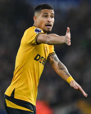 Wolverhampton Wanderers takımına 30 Kasım 2024 'te oynanan Premier League maçında Wolverhampton Wanderers-Bournemouth maçında talimat verir.