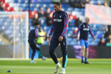 Kristal Saray 'dan Maxence Lacroix Premier Lig maçı öncesinde ısınma turunda Crystal Palace, Newcastle United' a karşı Selhurst Park, Londra, 30 Kasım 2024