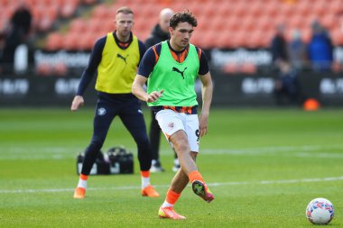 Blackpool 'dan Kyle Joseph, 1 Aralık 2024' te Birleşik Krallık, Blackpool 'daki Bloomfield Road' da oynanan Blackpool FA Cup 2. Raund karşılaşması öncesinde oynanan ısınma maçında...