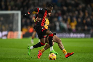 Bournemouth 'dan Dango Ouattara ve Wolverhampton Wanderers' dan Rayan At-Nouri Premier League maçında Wolverhampton Wanderers - Bournemouth - Molineux, Wolverhampton, Birleşik Krallık, 30 Kasım 2024