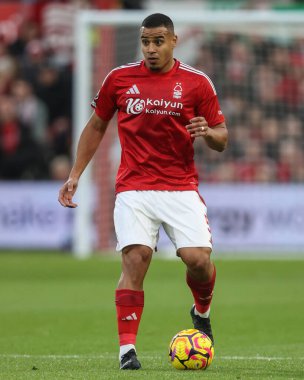 Nottingham Ormanı 'ndan Murillo Santiago Premier Lig maçı sırasında Nottingham Forest, Ipswich Town' a karşı City Ground, Nottingham, 30 Kasım 2024