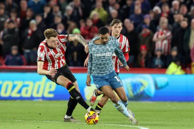 Sheffield United takımından Harry Souttar, Sunderland takımından Wilson Isidor 'a faul yaptı ve kırmızı kart gösteren ikinci sarı kartını aldı ve Sheffield United ile Sheffield Lane, Sheffield Lane' de oynanan Sky Bet Şampiyonası karşılaşmasında elendi.