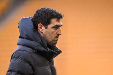 Bournemouth Andoni Iraola teknik direktörü, 30 Kasım 2024 tarihinde İngiltere 'nin Wolverhampton kentinde oynanan Premier League karşılaşması öncesinde Wolverhampton Wanderers-Bournemouth maçına geldi.