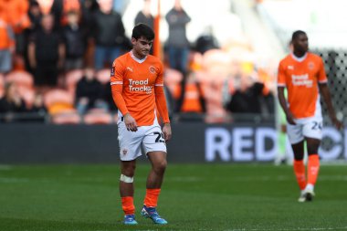 Blackpool 'dan Rob Apter, 1 Aralık 2024' te Bloomfield Road, Blackpool, İngiltere 'de oynanan ve Birmingham City' ye karşı oynanan 2.