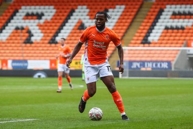 Blackpool 'dan Josh Onomah, 1 Aralık 2024 tarihinde Birleşik Krallık' ın Bloomfield Road kentinde oynanan Blackpool-Birmingham maçında oynanan 2.