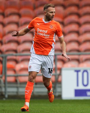 Blackpool 'dan Jordan Rhodes, 1 Aralık 2024 tarihinde Birleşik Krallık' ın Bloomfield Road kentinde oynanan Blackpool-Birmingham maçı sırasında oynanan 2.