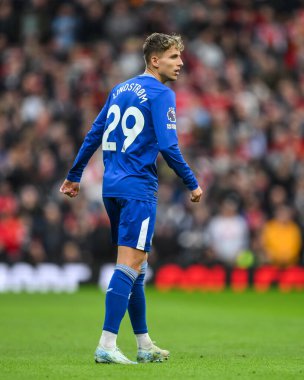Everton 'dan Jesper Lindstrm Premier League maçı sırasında Manchester United Everton' a karşı Old Trafford, Manchester, İngiltere, 1 Aralık 2024