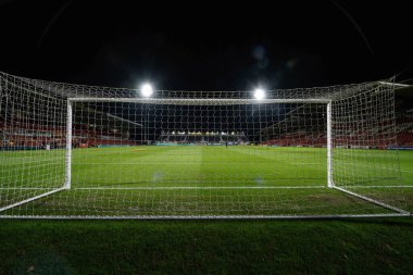 Wrexham 'ın Evi SToK Cae Ras' ın Wrexham Ligi 1 maçı sırasında Wrexham 'a karşı Barnsley' in 3 Aralık 2024 'te SToK Cae Ras, Wrexham' da oynadığı maçın genel görünümü.