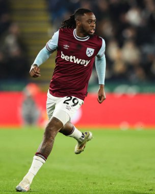 West Ham United 'dan Aaron Wan-Bissaka Premier League maçı sırasında Leicester City, King Power Stadyumu' nda West Ham United 'a karşı, 3 Aralık 2024