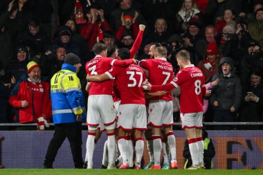 Wrexham 'dan Ollie Rathbone, 3 Aralık 2024' te SToK Cae Ras, Wrexham, Birleşik Krallık 'ta oynanan Wrexham-Barnsley maçında 1-0' lık galibiyet golünü kutluyor.