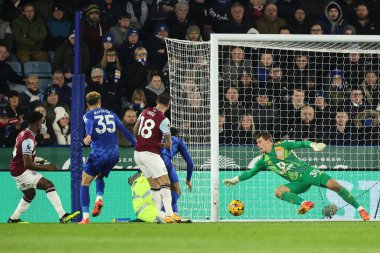 Leicester City 'den Mads Hermansen, 3 Aralık 2024' te King Power Stadyumu 'nda oynanan Premier League maçında Leicester City ile West Ham United maçını kurtardı.