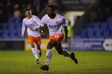 Blackpool 'dan Josh Onomah, 4 Aralık 2024' te Croud Meadow, Shrewsbury, İngiltere 'deki Shrewsbury Town-Blackpool maçında 1-2 kazanma hedefini kutluyor.