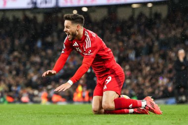 Nottingham Ormanı 'ndan Lex Moreno Premier League maçı sırasında Etihad Stadyumu' nda Manchester City Nottingham Ormanı 'na karşı 4 Aralık 2024