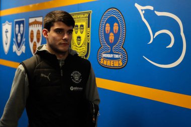 Blackpool 'dan Rob Apter, 4 Aralık 2024' te İngiltere 'nin Croud Meadow, Shrewsbury kentinde oynanan Sky Bet 1 maçı öncesinde geldi.